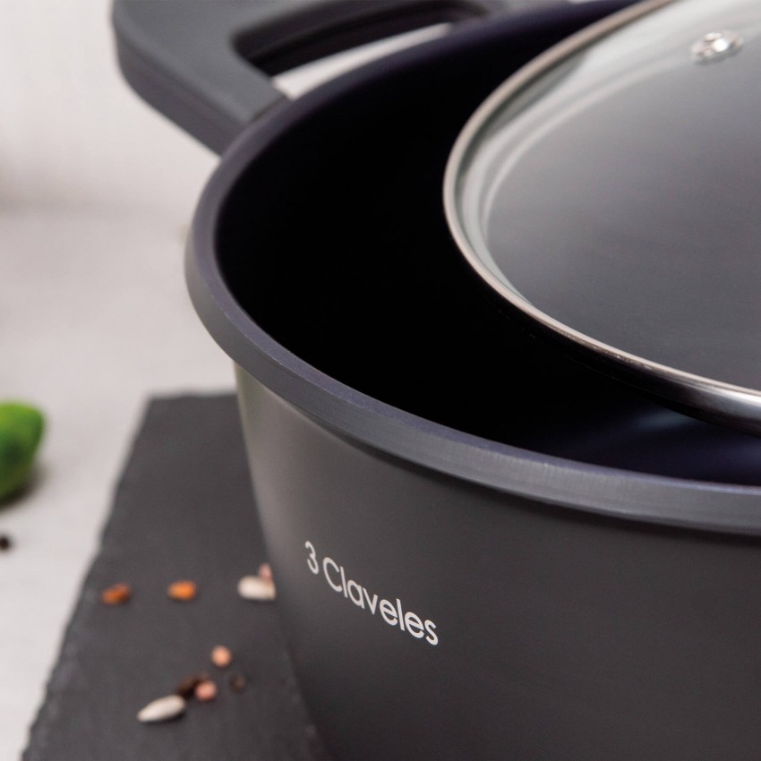 Casserole with lid Ø 28 cm. Dark Casserole with lid Ø 28 cm. Dark