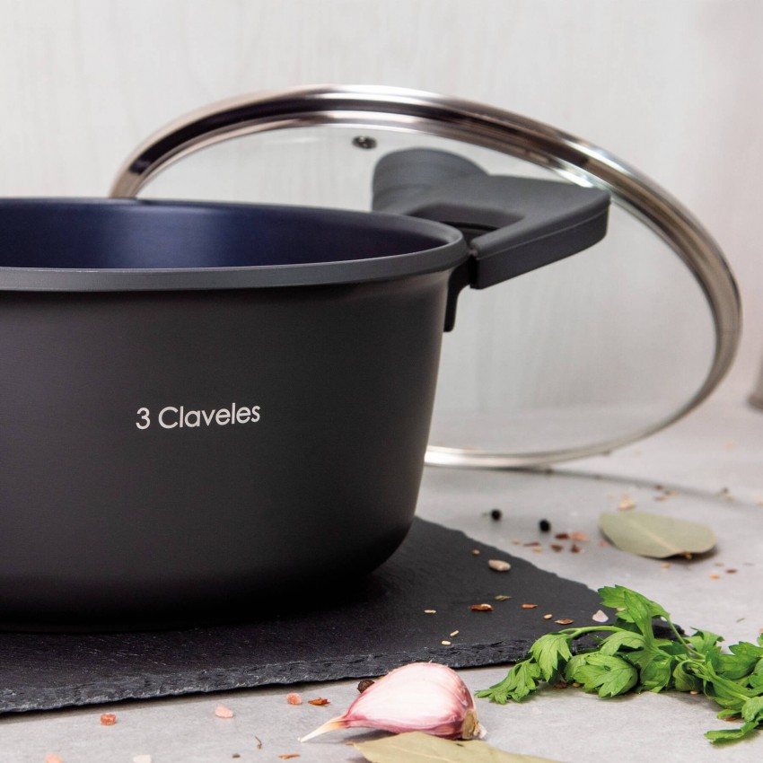 Casserole with lid Ø 28 cm. Dark Casserole with lid Ø 28 cm. Dark