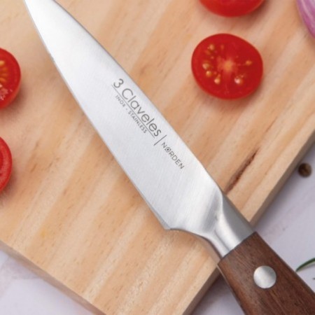 3Claveles_Cuchillo_Verduras_Norden