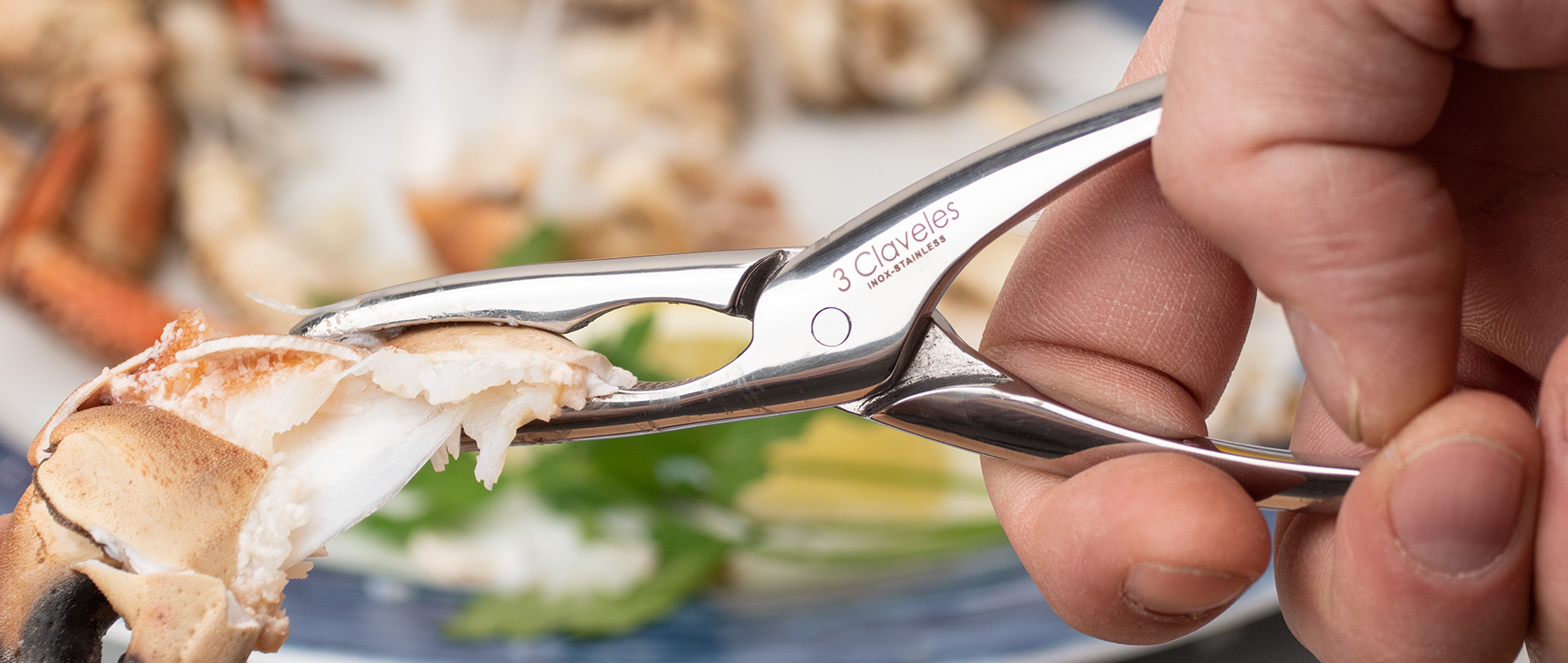 Corta Mariscos Forjado 3 Claveles