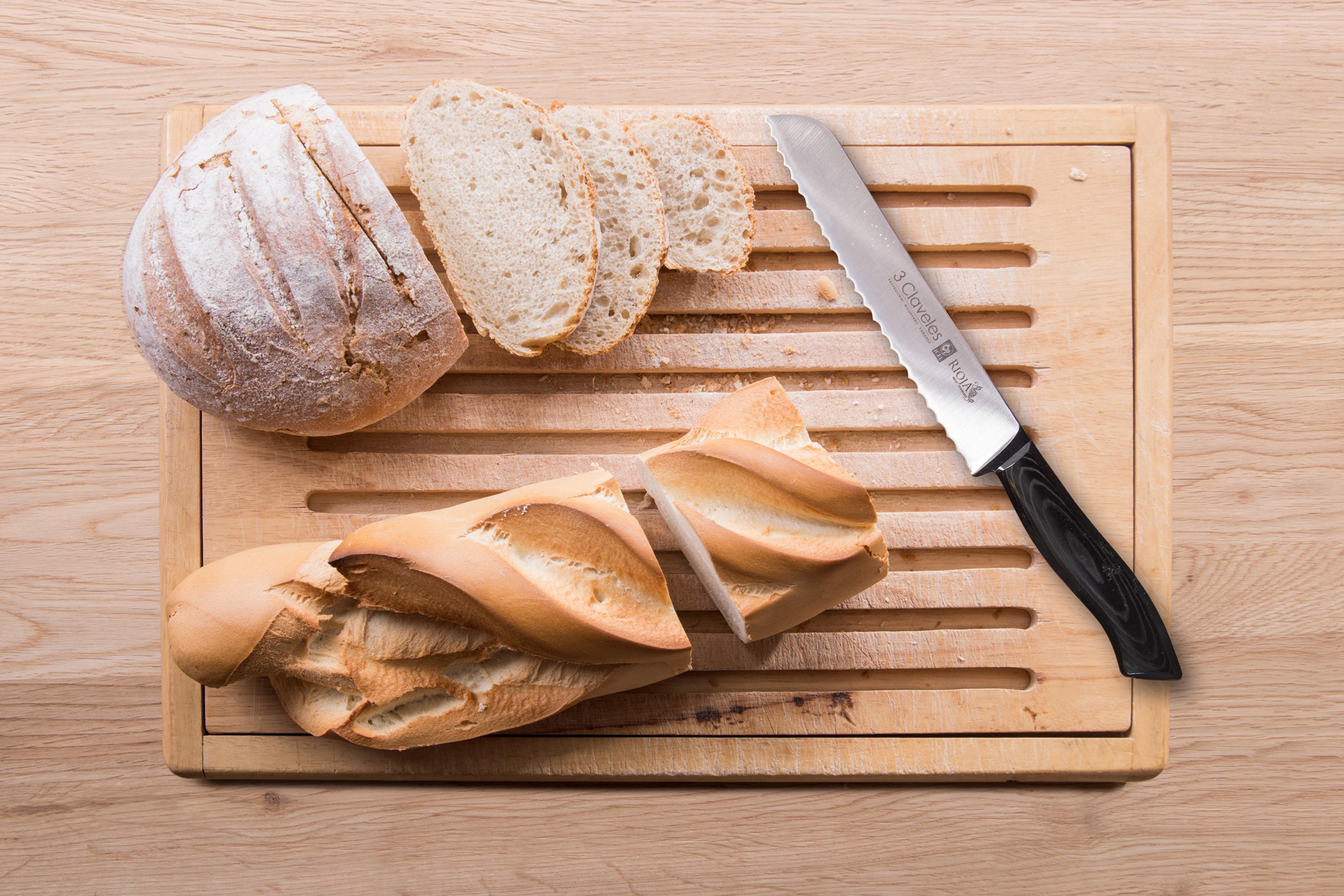 Cómo se afila un cuchillo de pan?