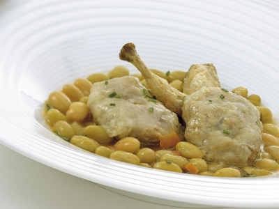 Alubias con raviolis de codorniz 