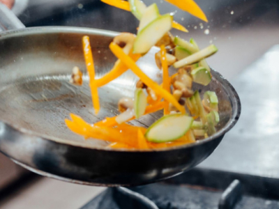 Cocinar con sartén de acero inoxidable: ¿Cómo hacerlo?